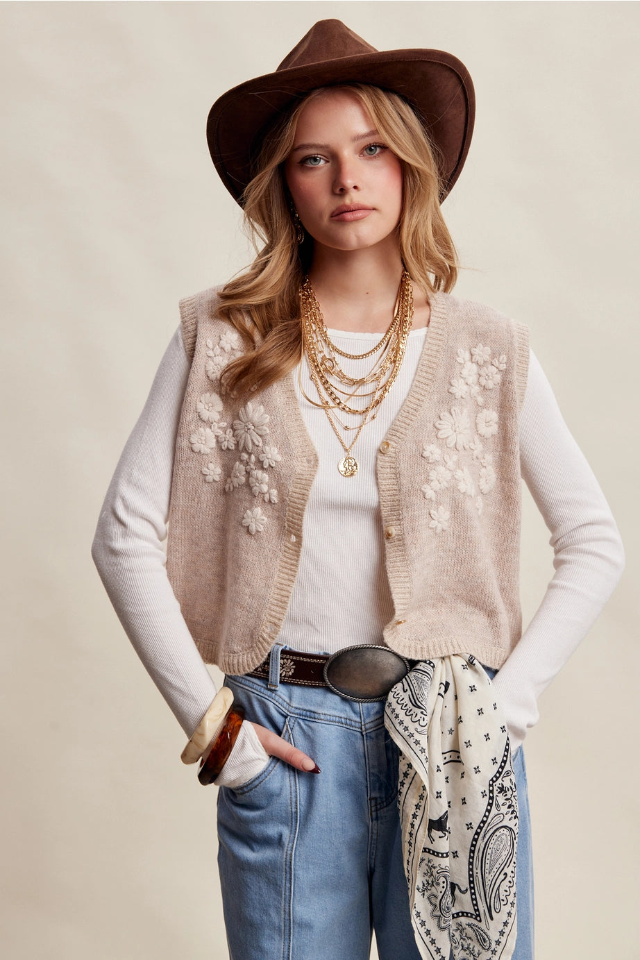 419 Meadow Grace Floral Vest