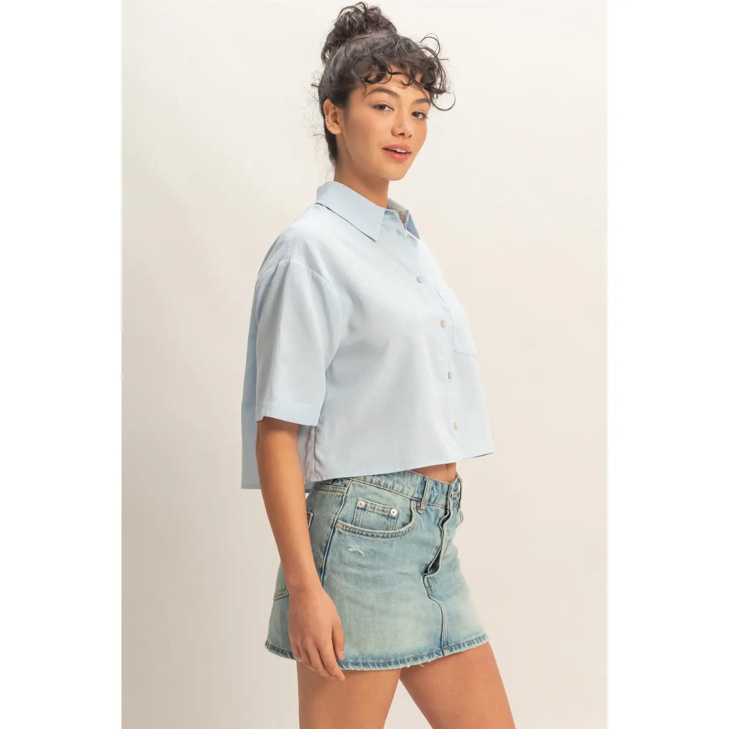 297 Linen Blend Crop Button Up Top