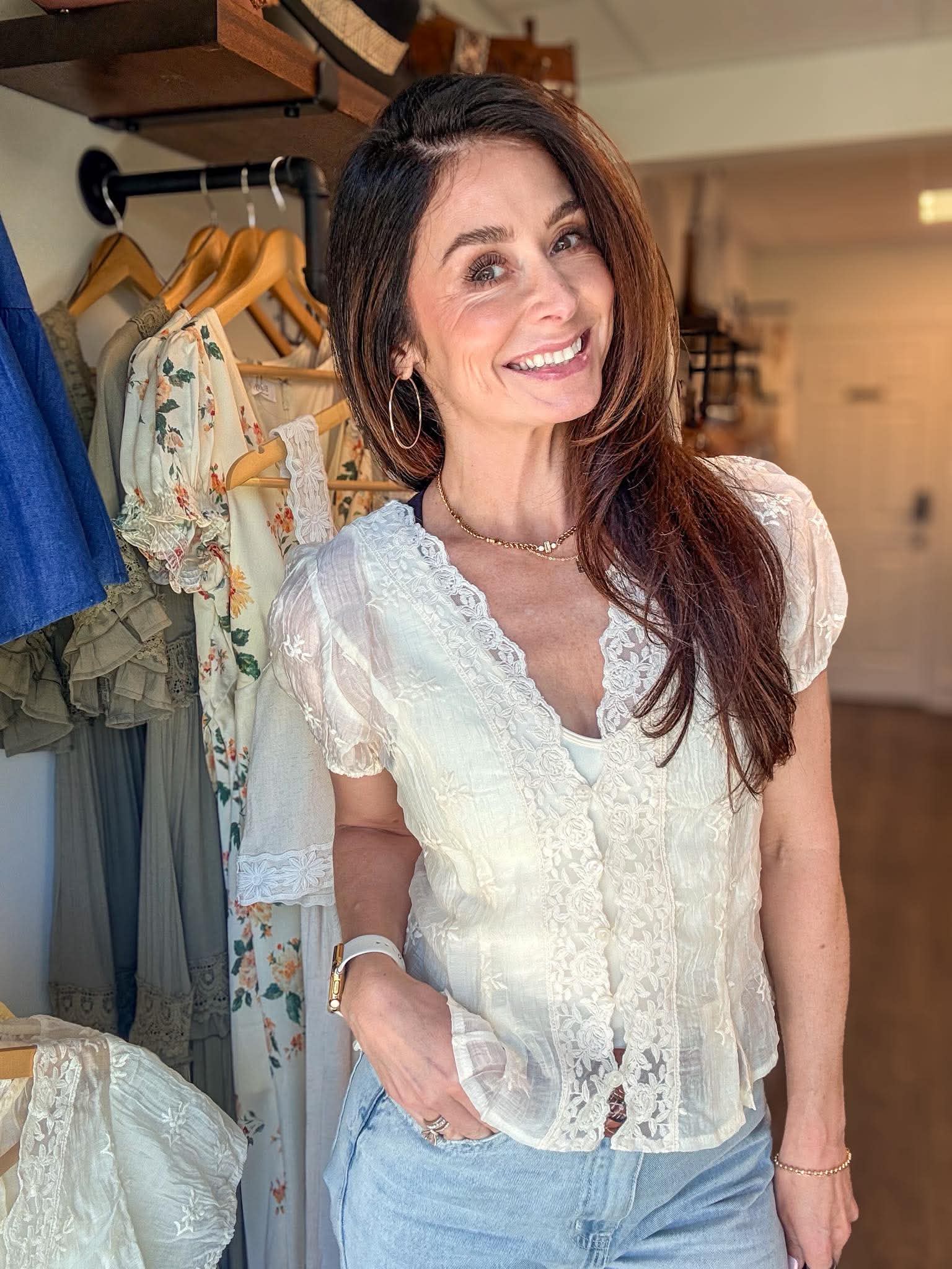 268 Lace Floral Short Sleeve Blouse