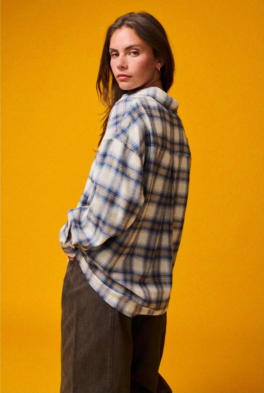 320 Plaid Raw Edge Button Up