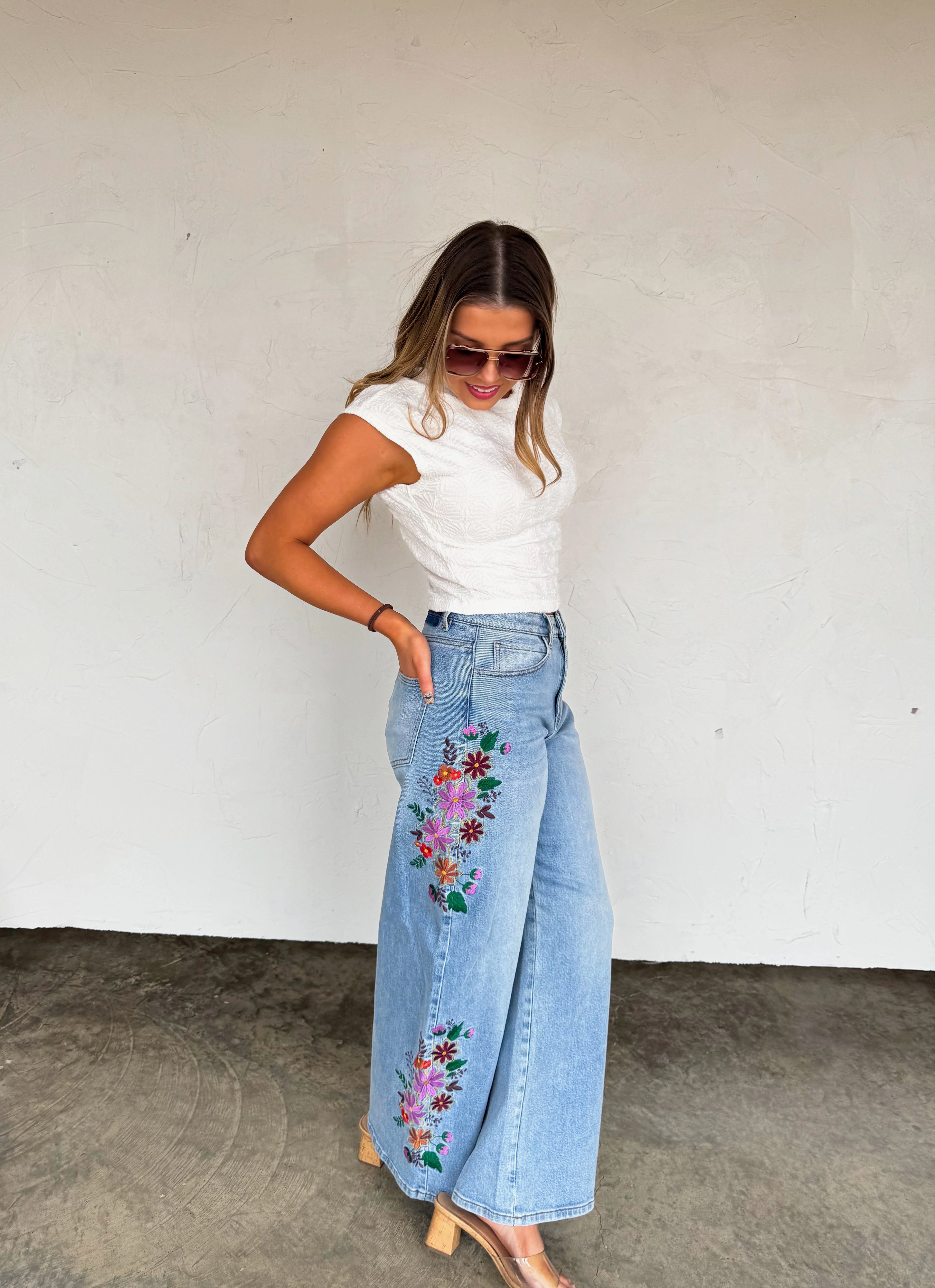 Floral Embroidered Wide Leg Jeans 270