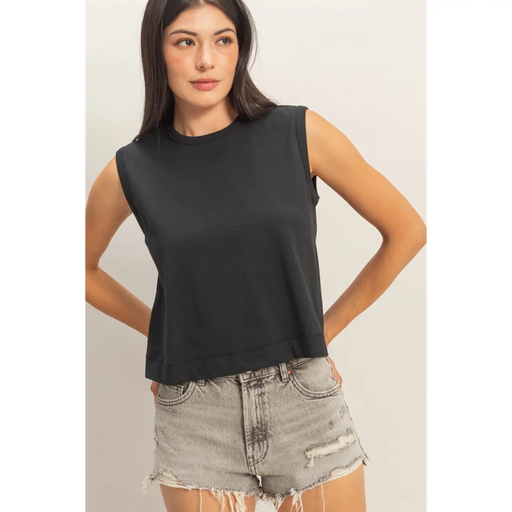 303 Sleeveless Crew Neck Top with Back Pleats