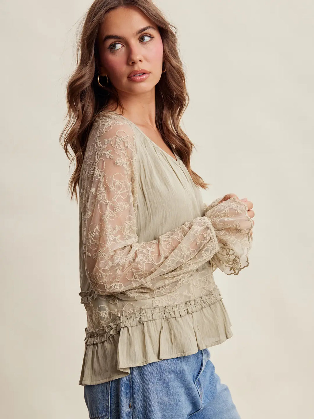 330 Foral Lace Tiered Boho Blouse