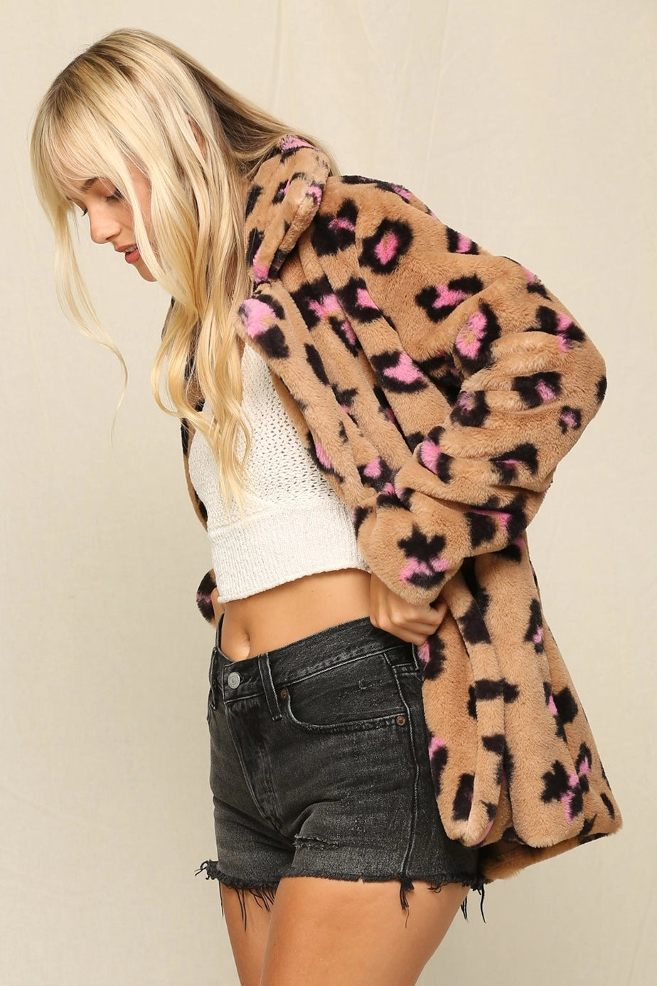 15 Shaggy Faux Shearling Animal Print Coat