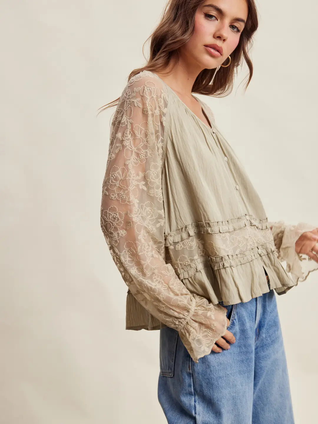 330 Foral Lace Tiered Boho Blouse