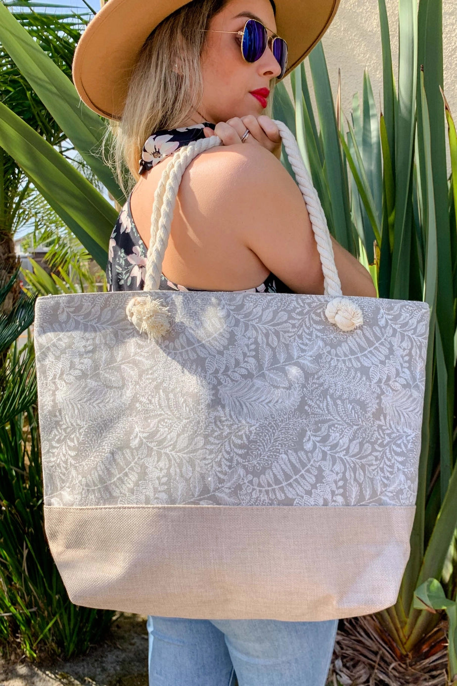 202 Paisley Print Beach Tote Bag