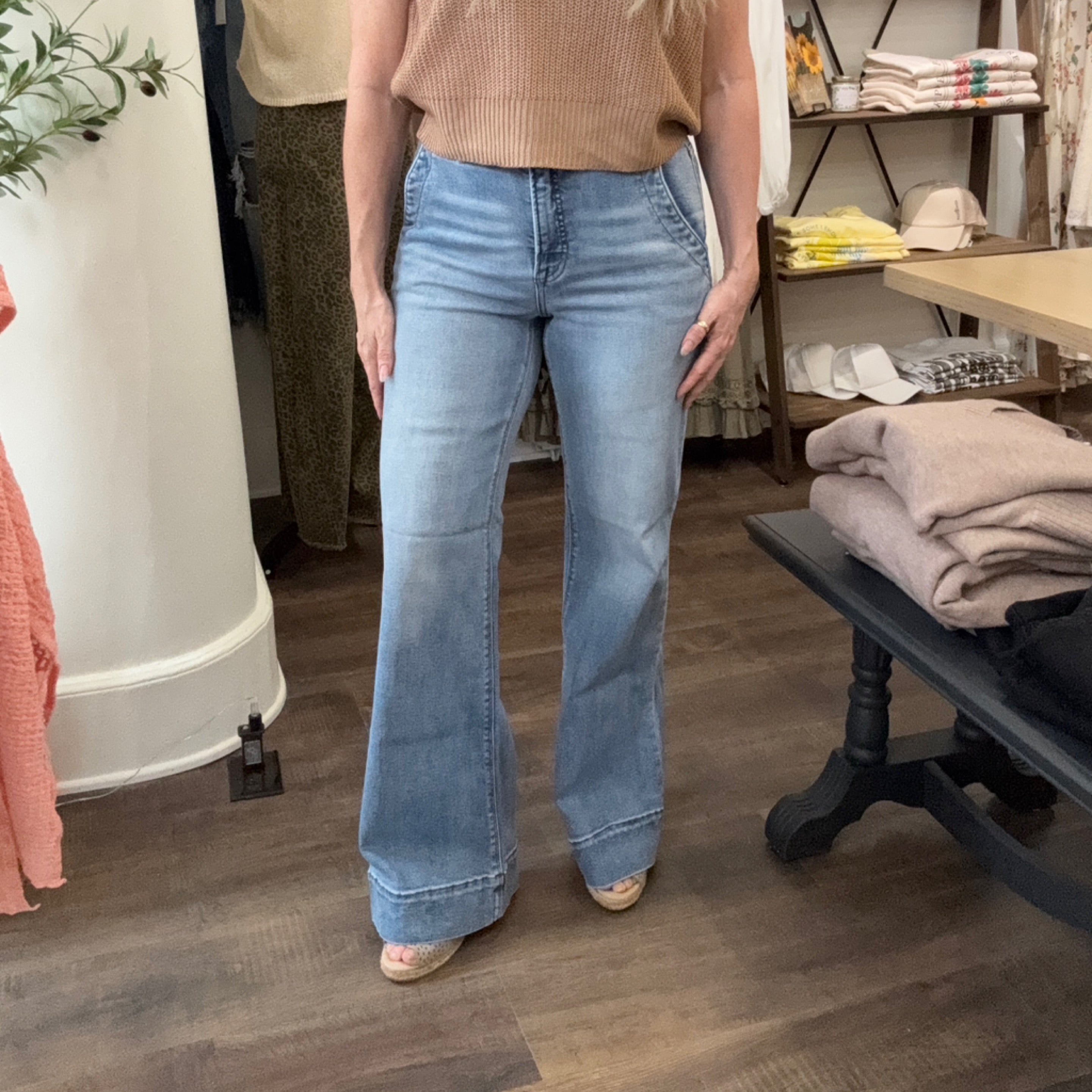 211 Tummy Control Hi Rise Slanted Pockets Jeans