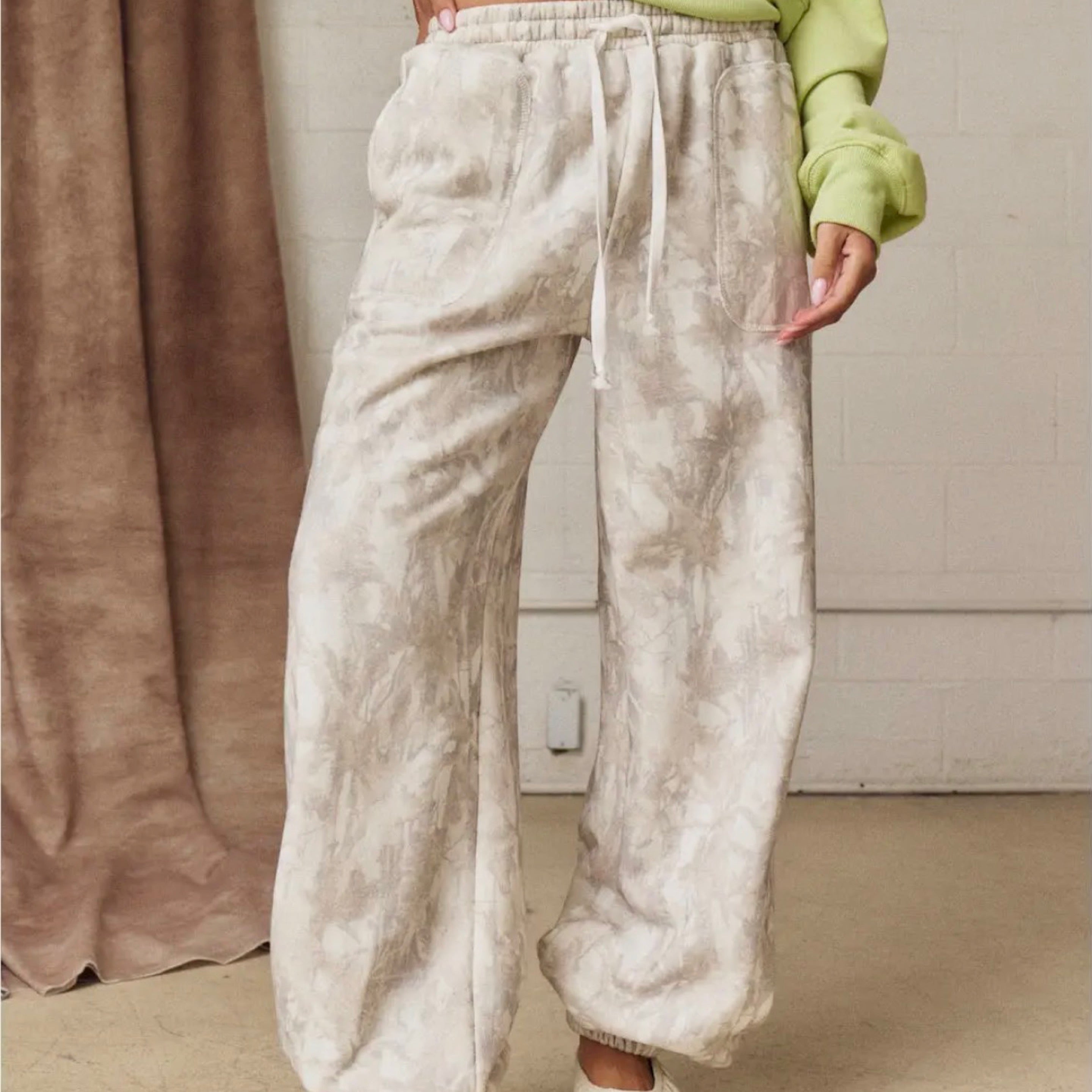 318 Camo Sweatpants