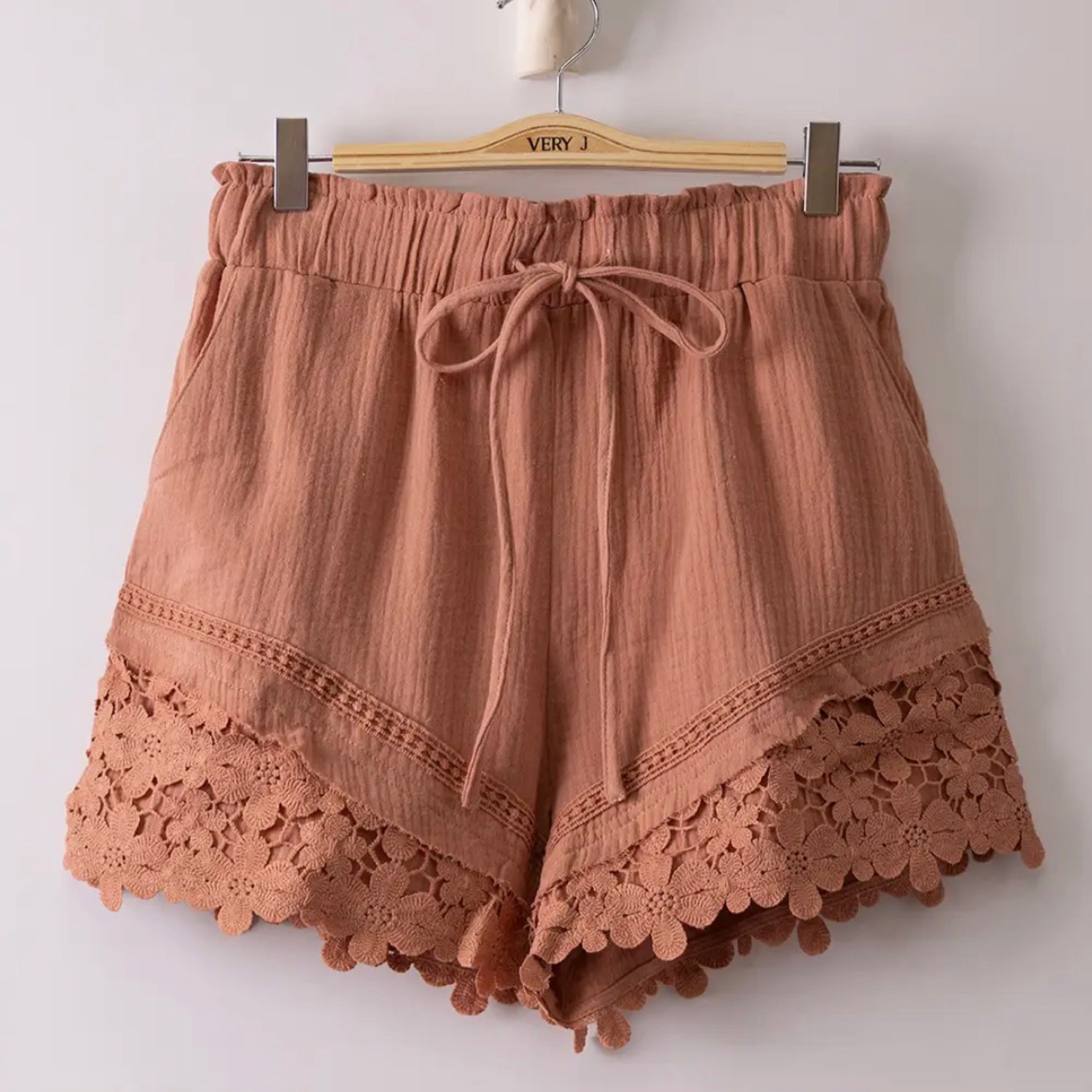 Lace Woven Shorts 233