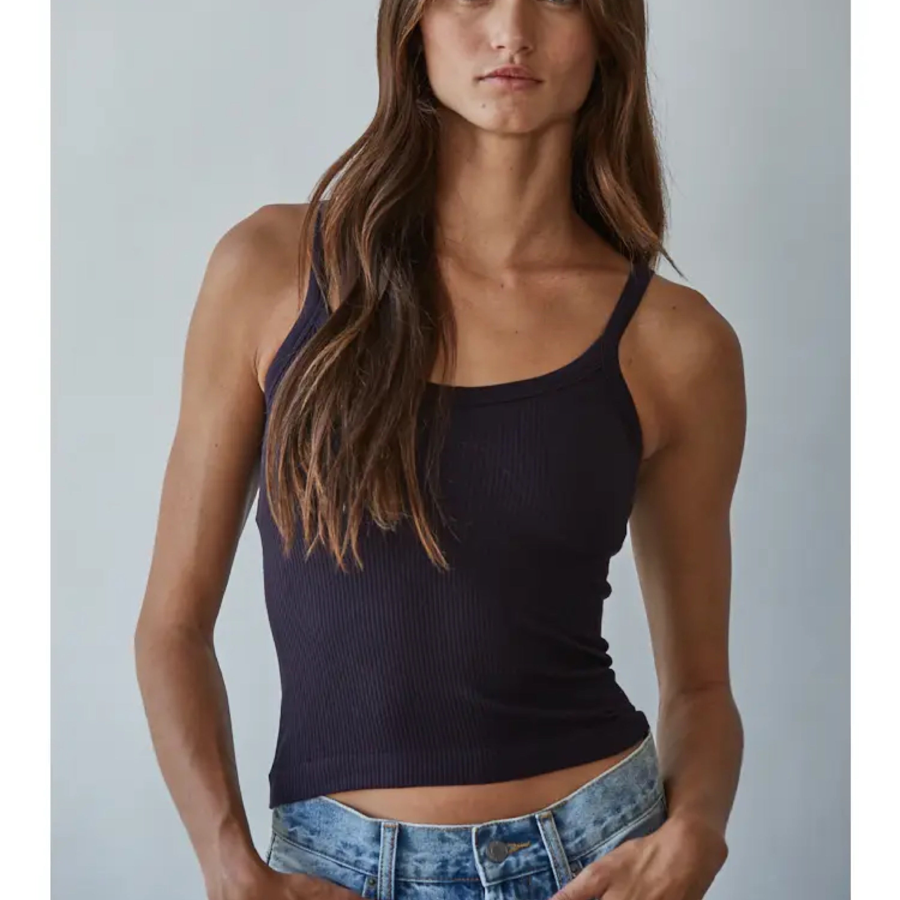 315 Seamless Ribbed Tank with Inner Padded Lining
