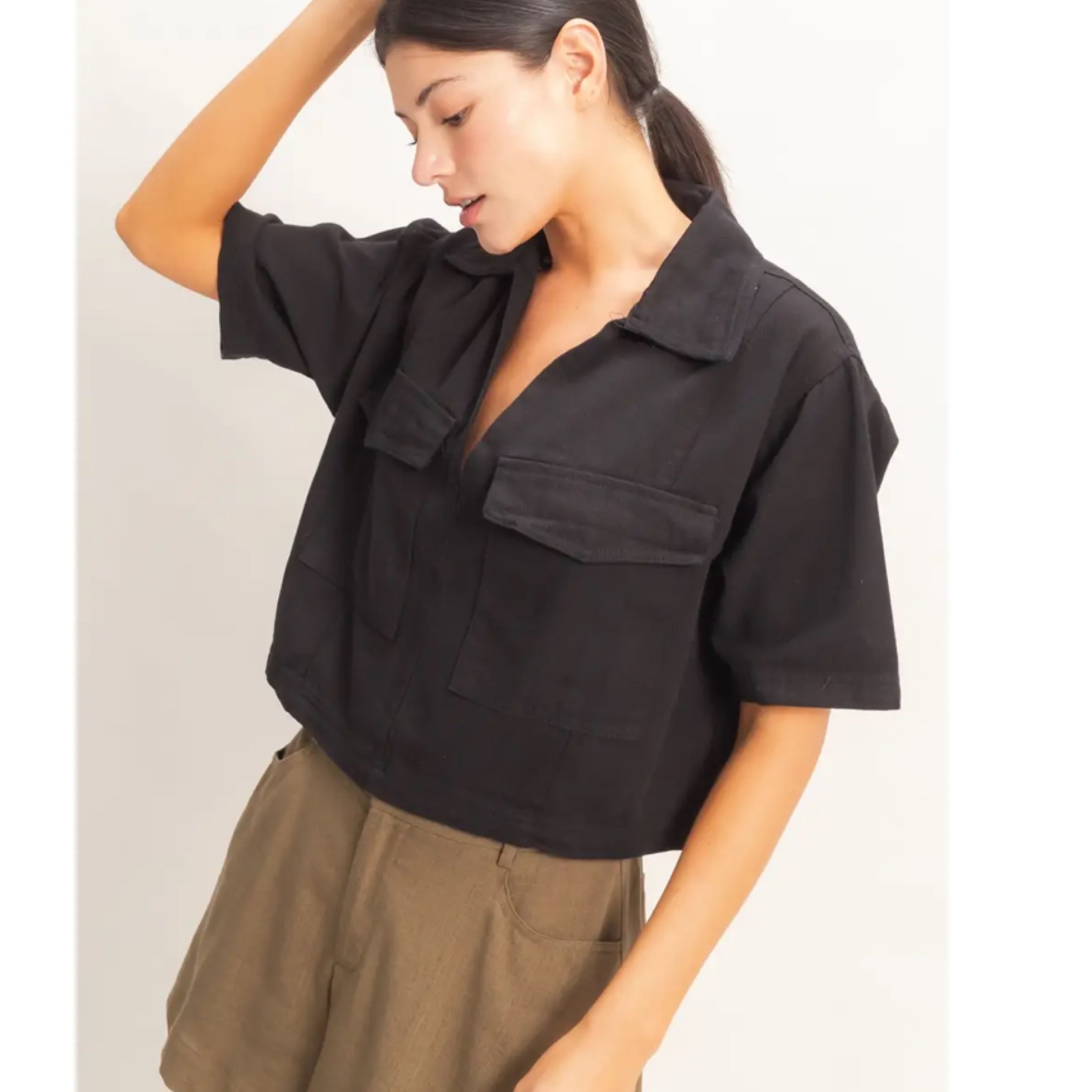 295 Collared V Neck Top