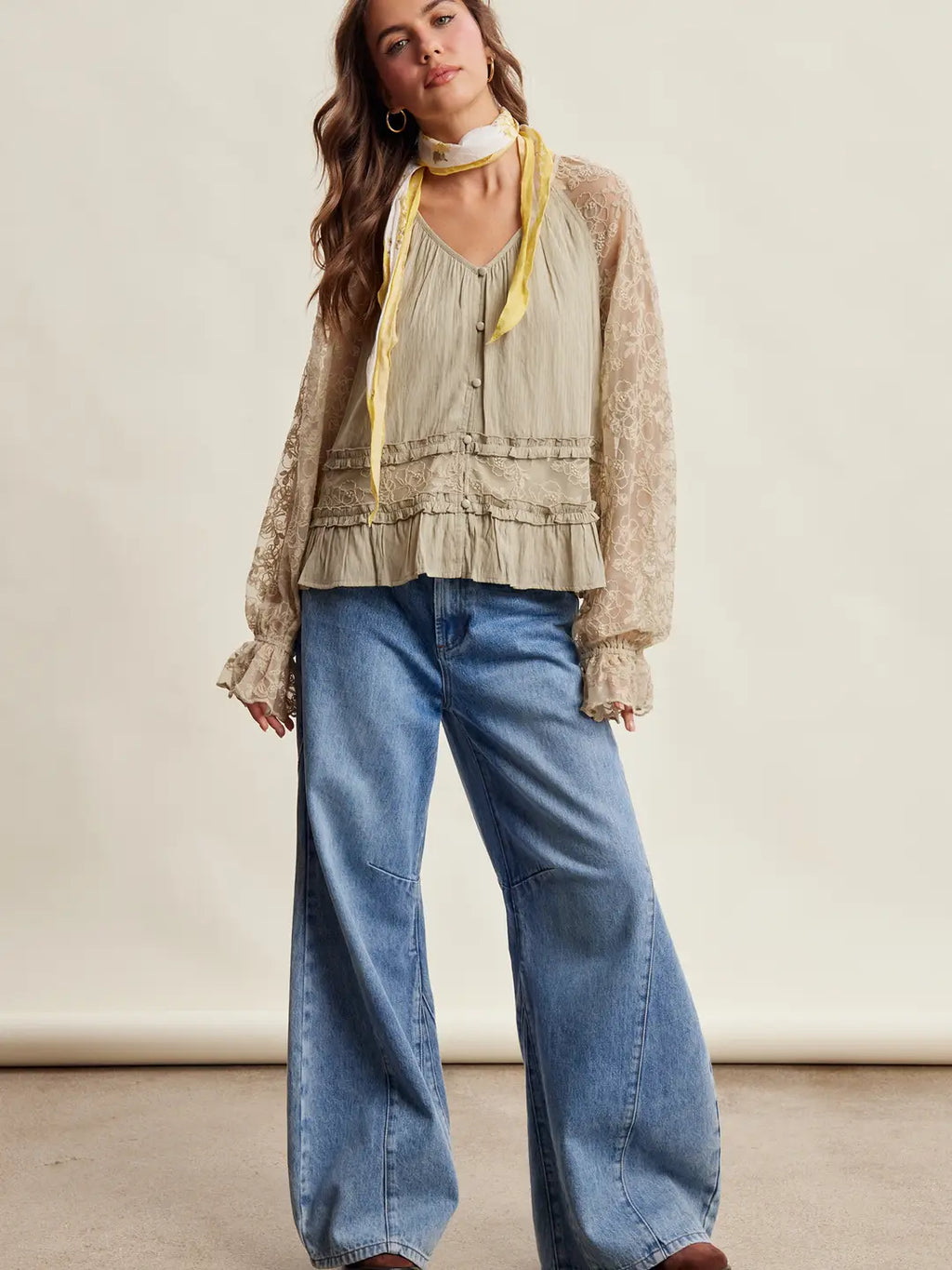 330 Foral Lace Tiered Boho Blouse