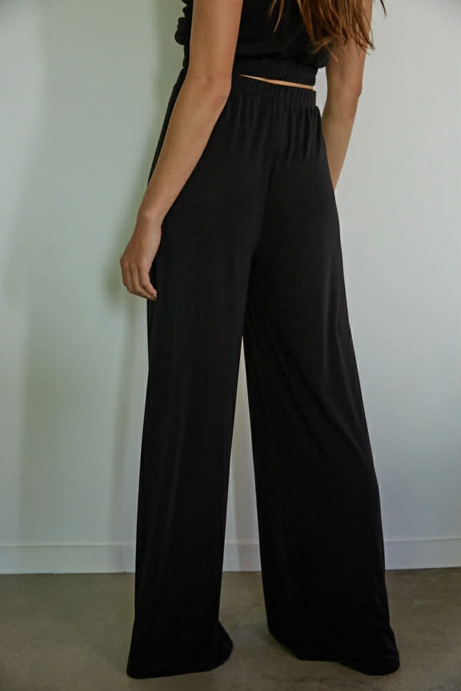 Effortless Elegance Wide-Leg Lounge Pants – The Alabaster Box